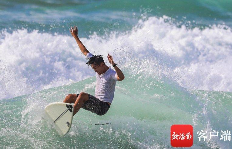 我刚买的125摩托车骑了两百公里。。发动机位置有异响。。游戏画面